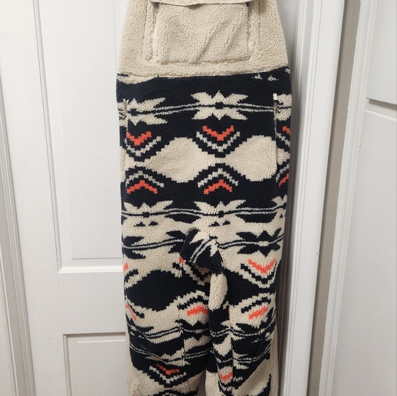 NWOT FREE PEOPLE HIT THE SLOPES FUZZY BIB OVERALLS SZ.S - Picture 7 of 7